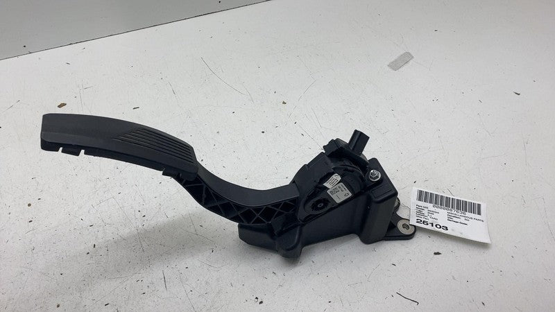 06700572500 ⭕ 2014-2021 Maserati Ghibli Accelerator Gas Throttle Pedal Assembly 04861714AF