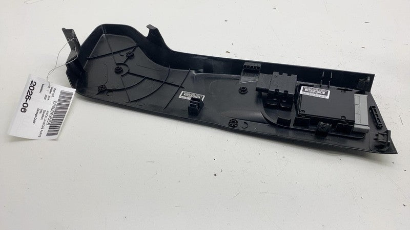 L0334776AA 14-20 Maserati Ghibli Front Left Switch Adjuster Switch w/ Trim Cover L0334776AA