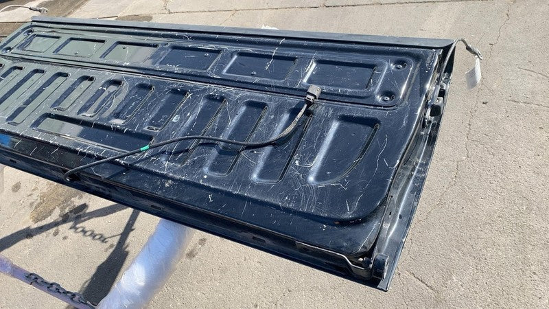 2015-2019 CHEVY SILVERADO 1500 TRUNK LID TAILGATE W/ CAMERA OEM Lid Bl