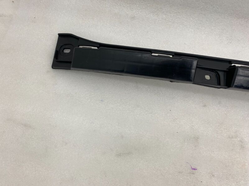 600772400E 2012-2024 Tesla Model S Rear Body Attachment Bumper Center Support Bracket Facia