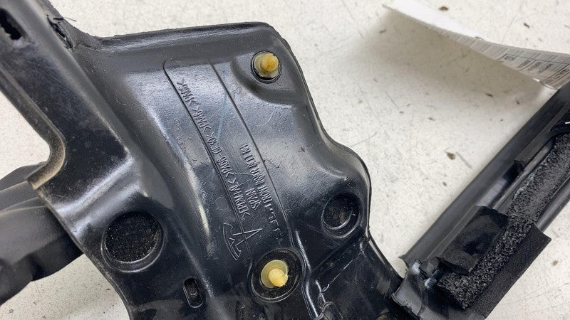 ⭕ 2021-2023 Tesla Model X Front Passenger Side Inner Belt Door Rubber 