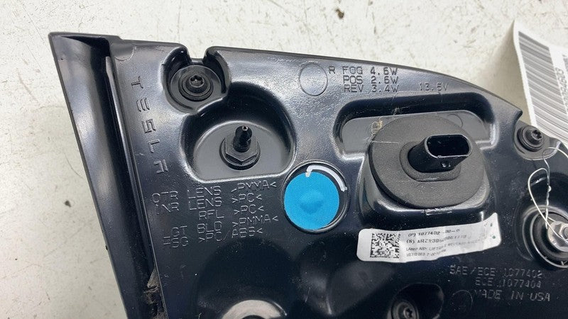 ⭕ 2017-2023 Model 3 Rear Right Inner Taillight LED Tail Lamp 3-Pin 107