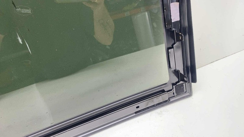 ⭕ 2024-2025 Chrysler Pacifica Front Section Roof Panoramic Glass Assem