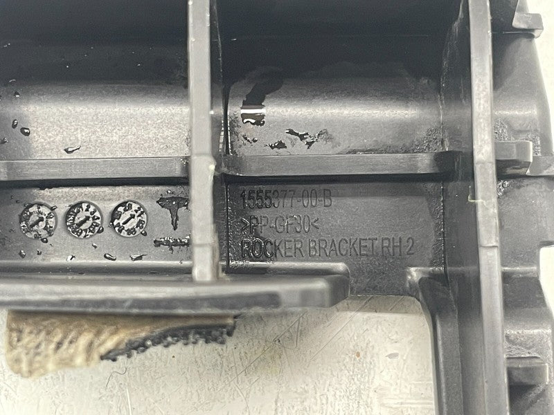 155537700B ⭕ 20-24 Model Y Passenger Rocker Panel Bracket Clip Support Right 1555377-00-B