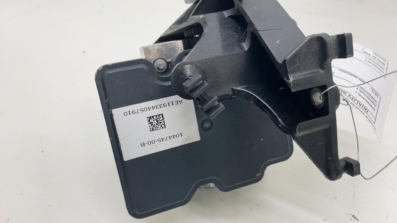 ⭕ 17-23 Tesla Model 3 Anti-Lock Brake System ABS Pump Module Unit 1044