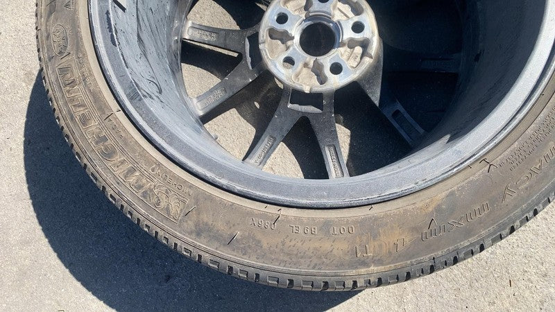 ⭕ 21-23 Tesla Model 3 Wheel Rim 18x8.5J +40MM w/ Michelin 235/45ZR18 1