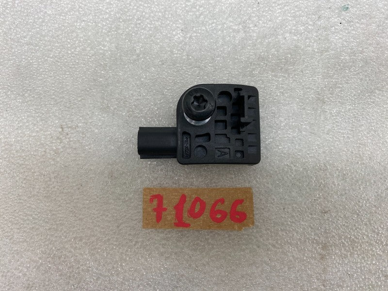 100527400B ⭕ 2012-2020 Tesla Model S Acceleration Impact Crash Sensor Assembly 1005274-00-B