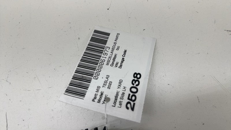 ⭕ 17-23 Tesla Model 3 Rear Left Taillight Tail Lamp Mount Bracket LH 1