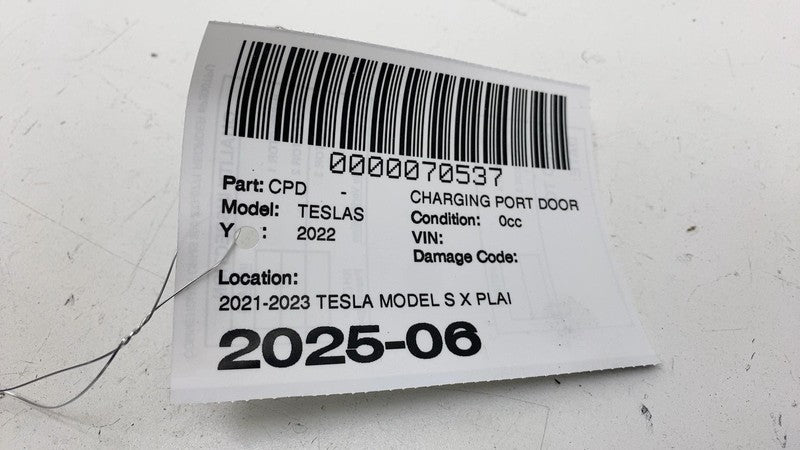 ⭕ 21-23 Tesla Model S Plaid Right Charge Port Door Cover Reflector 155