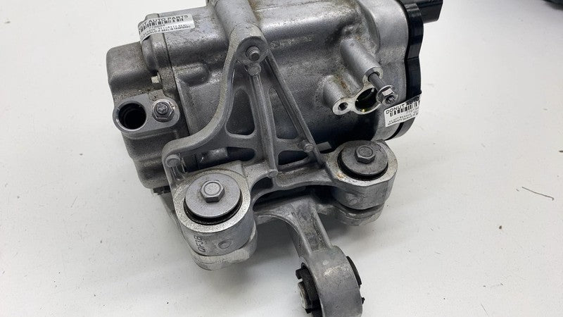 PT00001677 ⭕2022-2024 Rivian R1T Air Conditioning A/C Compressor Pump w/ Bracket PT00001677