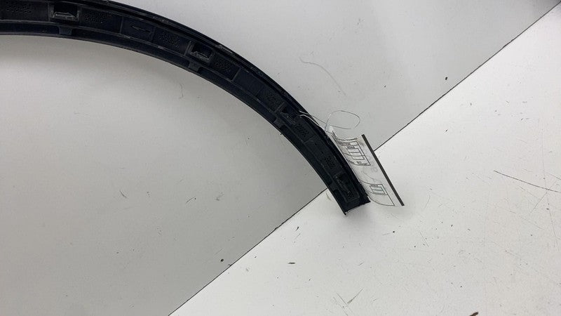32216407 ⭕ 2021-2024 Polestar 2 Front Left Side Fender Wheel Arch Flare Molding 32216407