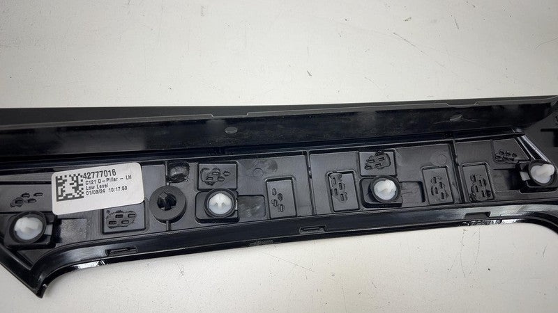 ⭕22-23 Chevrolet Bolt EUV Rear Left Upper Applique Quarter Reveal Pane