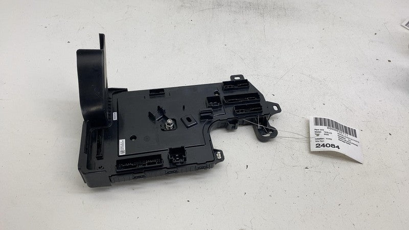 107867300K ⭕ 2017-2023 Model 3 Front Left Low Voltage Body Control Module Unit 1078673-00-K