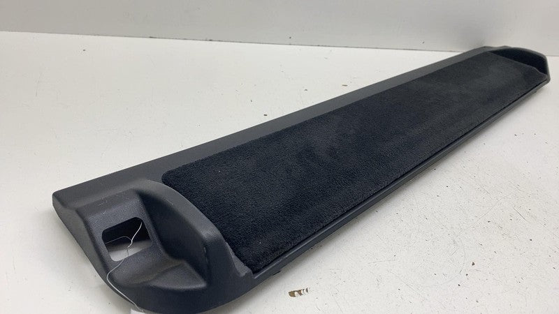 PT00003525-H ⭕ 2025 Rivian R1S Rear Trunk Lower Gate Trim Panel Assembly PT00003525-H