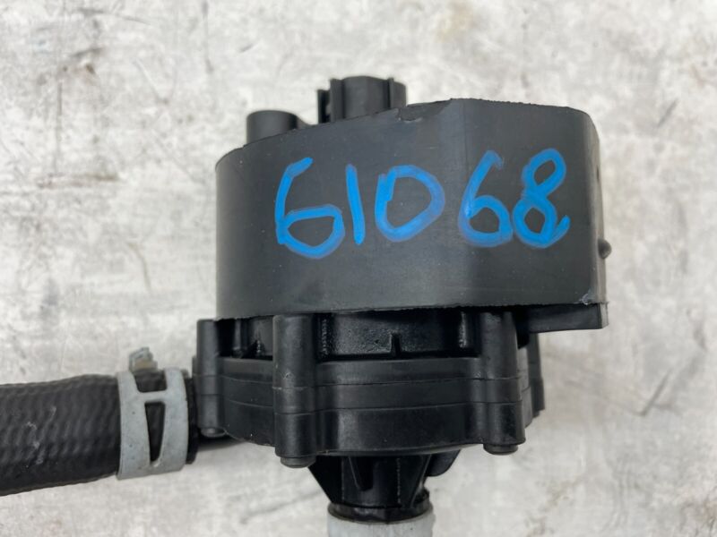 1035348-00-F 2016-2020 Tesla Model S X Front Cooling System Coolant Pump Assy 1035348-00-F