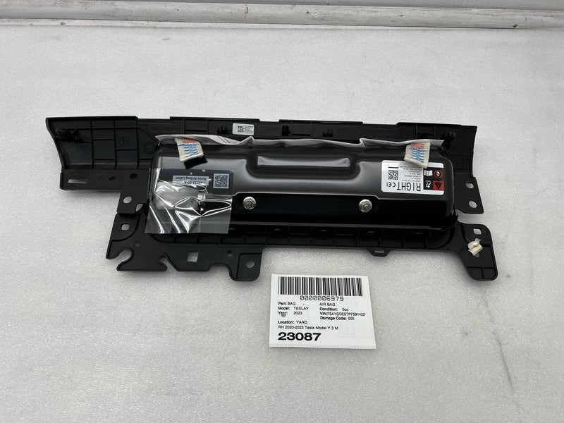 ⭕ 17-23 Model 3 Y Passenger Lower Knee Safety Airbag Module Right 1077