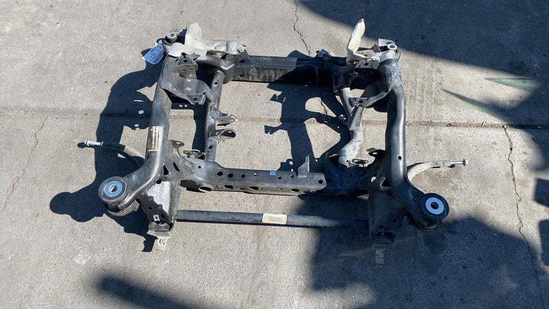 2016-2019 Mercedes-Benz GLE350 Subframe Crossmember Front Engine Cradle RWD OEM