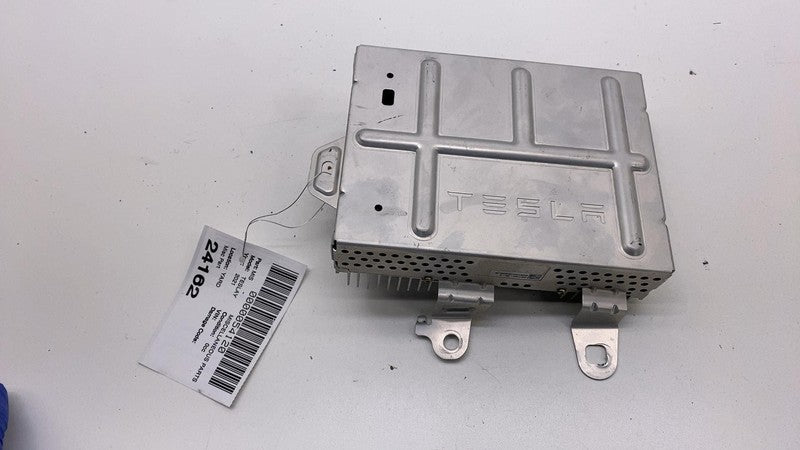 150715200A 2020-2024 Tesla Model Y MY Radio Audio Sound System AMP Amplifier Assembly OEM