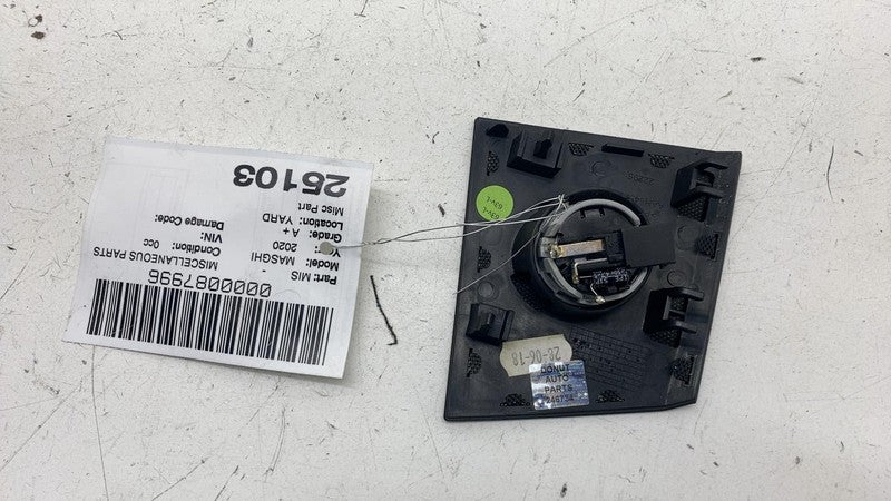 ⭕ 2014-2020 Maserati Ghibli Driver Side Tweeter Speaker Grille Cover T