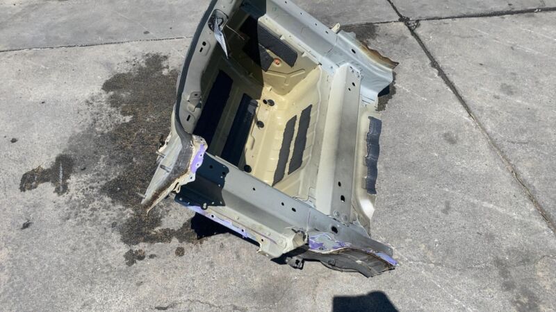 ⭕ 2017-2023 Tesla Model 3 Rear Tail Panel Bucket + Upper & Lower Rail Structural