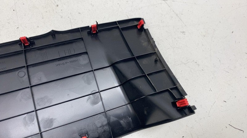 ⭕ 2023-2025 Toyota Prius Dashboard Center Display Screen Upper Trim 55