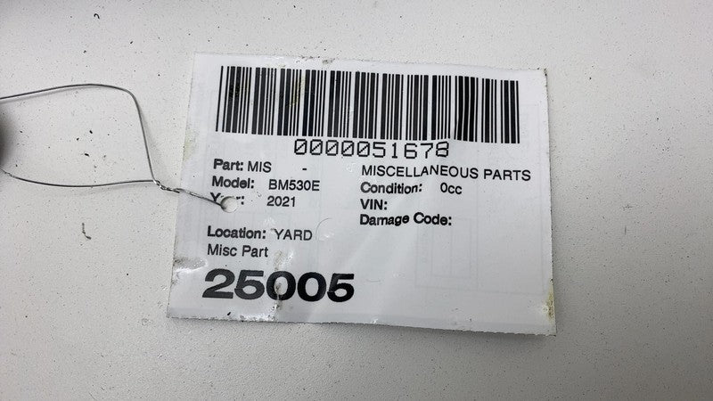 34234136 2017-2023 BMW 530e G30 Front Passenger Side 1st Row Seat Belt Retractor Right RH