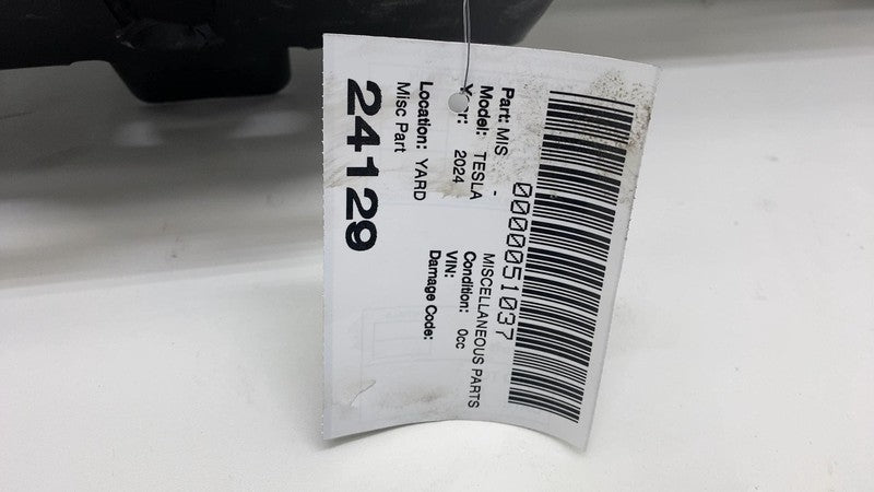 1780915-00-H Tesla Cybertruck Rear Trailer Hitch Tow Bar Receiver OEM 1780915-00-H 2024 2025