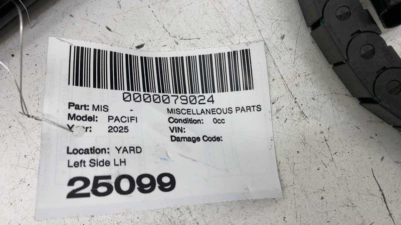 5926737AC ⭕ 2017-2025 Chrysler Pacifica Rear Left Sliding Door Track w/ Motor LH 5926737AC