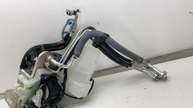 ⭕ 21-23 Model X Super Beam Thermal Supermanifold Coolant Reservoir 159