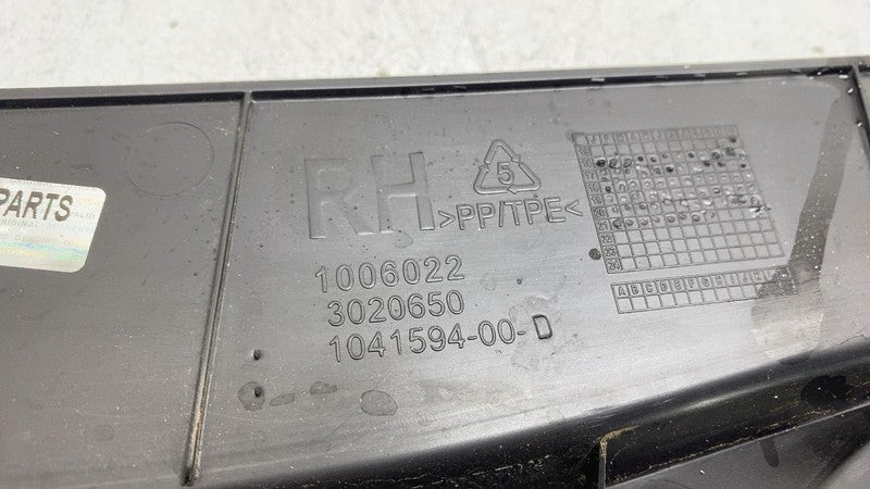 104159400D 2016-2023 Tesla Model X Rear Right Trunk Liftgate Door Pinch Sensor 1041594-00-D