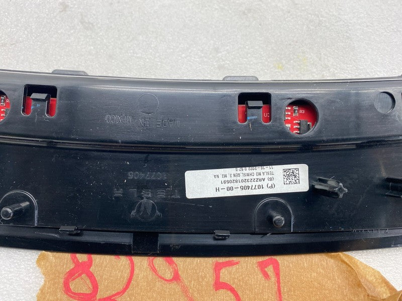 1077405 00 H ⭕ 17-23 Model 3 Rear Package Tray Lamp Inner 3rd Brake Stop Light 1077405-00-H
