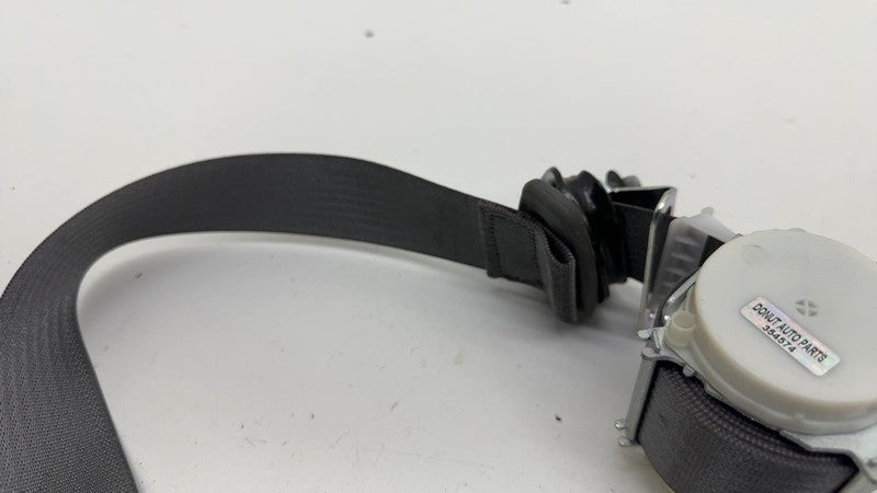 ⭕2016 Chevy Silverado 1500 Rear Left Seat Belt & Retractor 23261708 / 