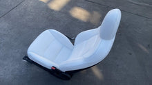 ⭕ 17-23 Tesla Model 3 Y Front Passenger 1st Row Seat White Right OEM Assembly