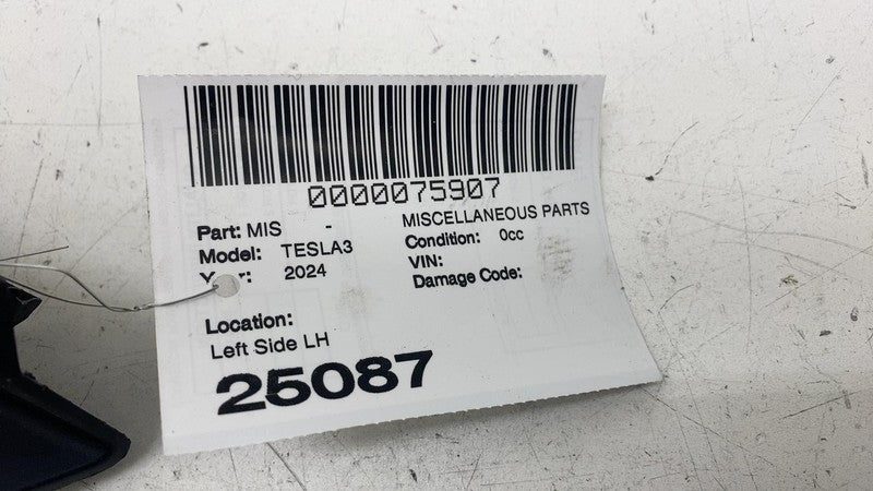 ⭕ 2024-2025 Tesla Model 3 Front Right Instrument Panel Dash End Cap 17