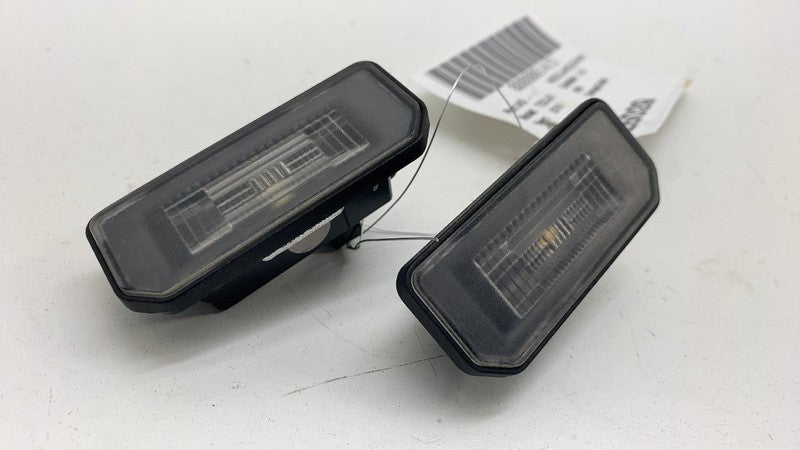 107740800C ⭕ 2017-2023 Tesla Model 3 License Plate Tag LED Lamp Light Assembly 1077408-00-C