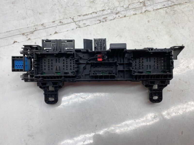 1094405 00 D 16-20 Model S Front Efuse Frunk Fuse Relay Junction Box Module Unit 1094405-00-D