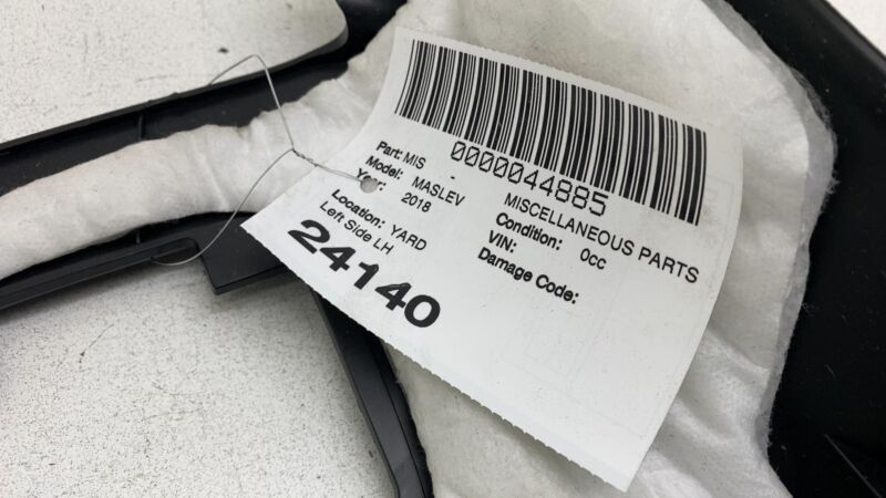 670040374 ⭕ 17-20 Maserati Levante Front Left Door Sill Scuff Plate Cover Panel  670040374