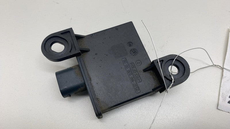 7PP907283 2011-2018 Porsche Cayenne S Tire Pressure Monitoring System TPMS Receiver Module
