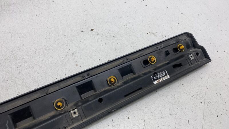 670035236 ⭕17-20 Maserati Levante Front Driver Side Door Lower Molding Trim Left 670035236