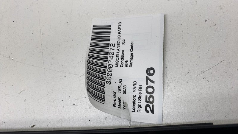 110044100E ⭕17-23 Model 3 Right B-Pillar Applique Glass Trim Molding w/ Camera 1100441-00-E