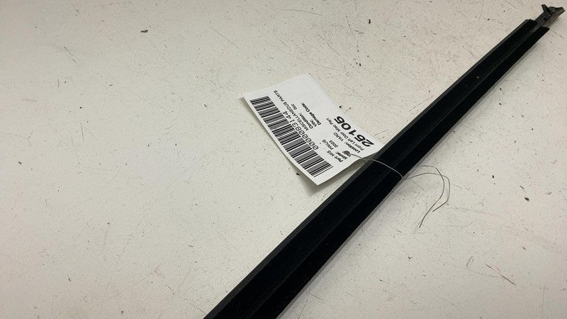 ⭕ 2023-2024 Toyota Prius Front Left Window Door Weatherstrip Seal Belt Molding
