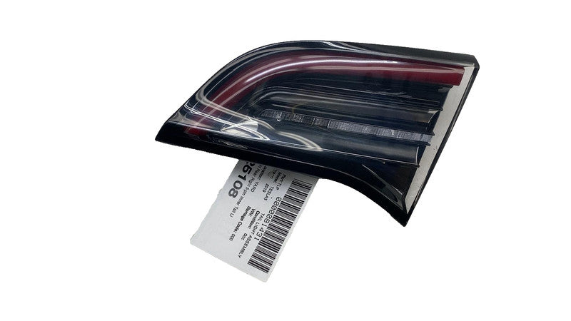 1077402 ⭕ 2017-2023 Model 3 Rear Right Inner Taillight LED Tail Lamp (3-Pin) RH 1077402