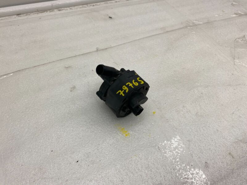 2016-2020 Tesla Model S X Cooling System Auxiliary Water Coolant Pump FWD Assy