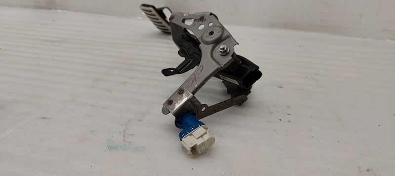 105065701A ⭕ 2012-2020 Tesla Model S MS Brake Stop Pedal w/ Sensor Assembly 1050657-01-A