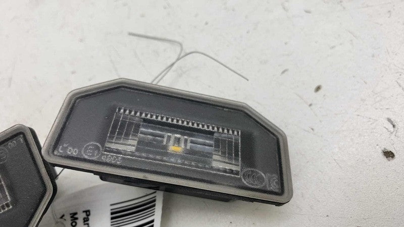⭕ 17-24 Tesla Model 3 Rear Left or Right License Plate Light Lamp 1449