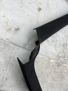 ⭕16-20 Model X Rear Driver Side Falcon Door Lower Garnish Trim Left 1052333-06-G