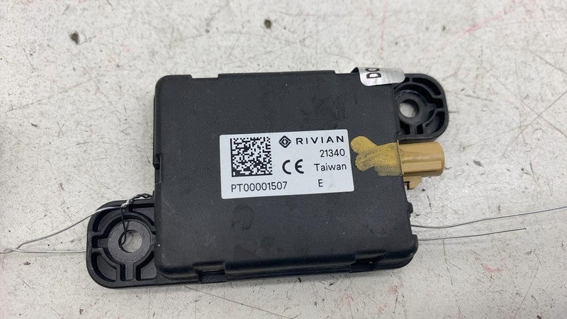 ⭕ 2022 Rivian EDV-700 Amazon Truck Keyless Antenna Module Unit OEM PT0