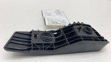 ⭕ 17-23 Model 3 Rear Right Bumper Taillamp Taillight Mount Bracket 1083993-00-D
