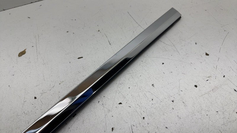 ⭕ 16-20 Tesla Model X Front Passenger Side Door Window Belt Molding Tr