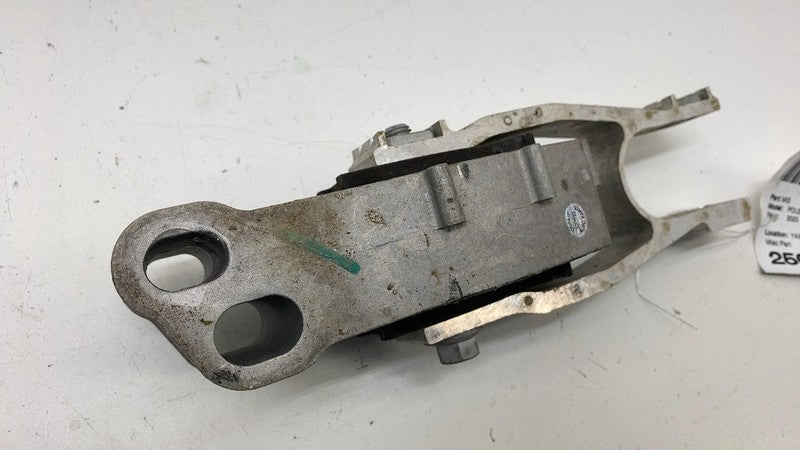 31686299 ⭕ 21-23 Polestar 2 Front Right Drive Unit Engine Motor Mount Bracket  31686299